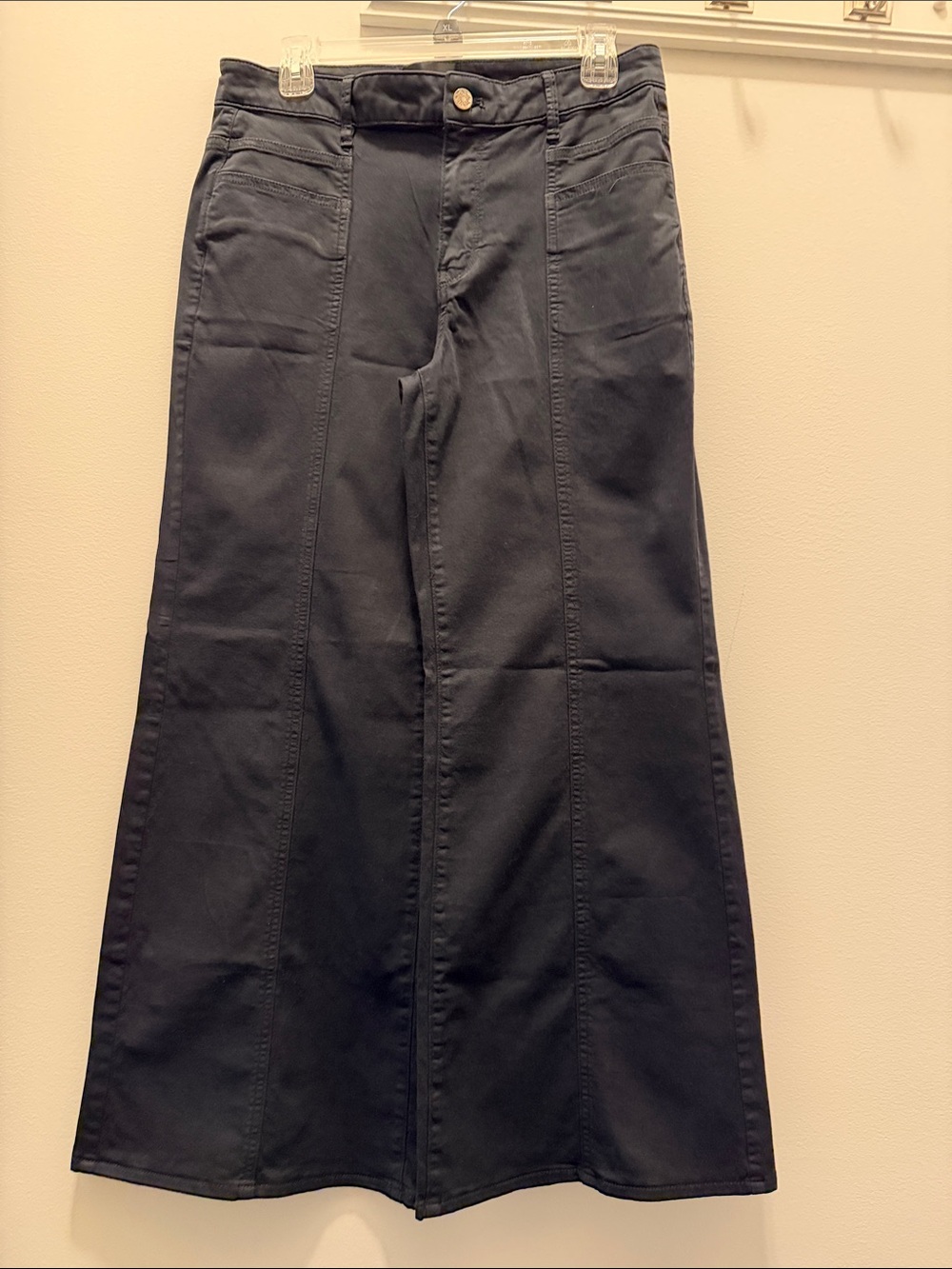 White House Black Market Black Wide-Leg Flare pants size 10 SHORT
